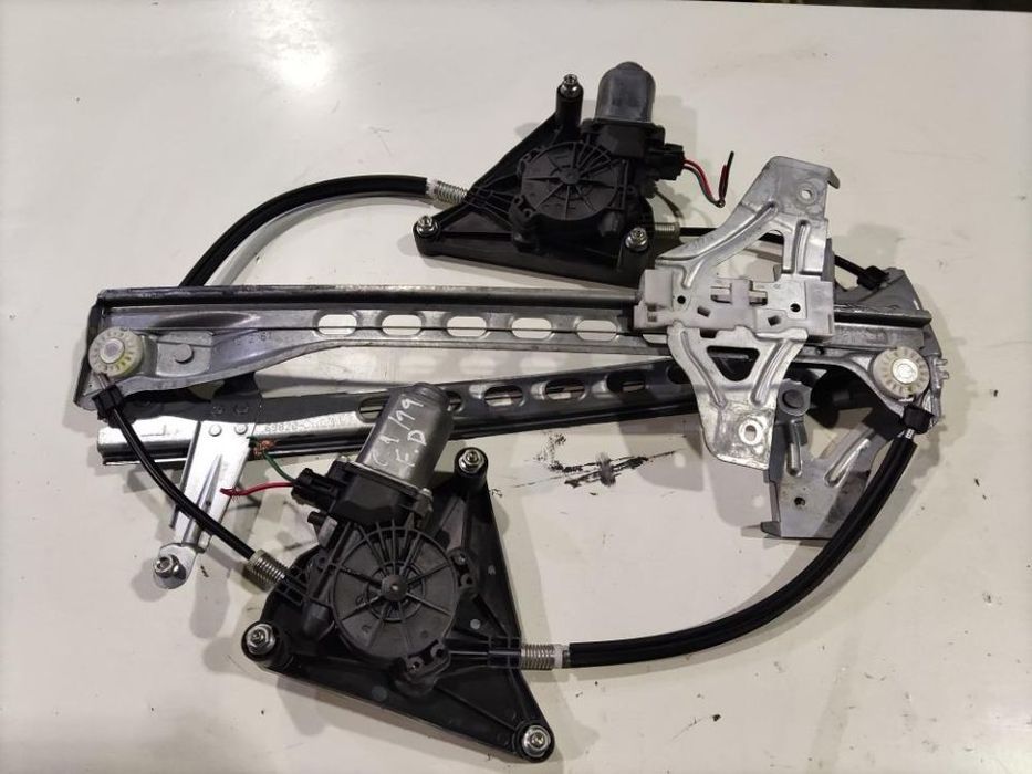 Elevador de vidro ESQ / DRT  - Citroen C150,(2019)