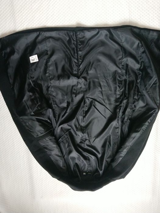 Пальто плащ чорне М розмір lagar 157