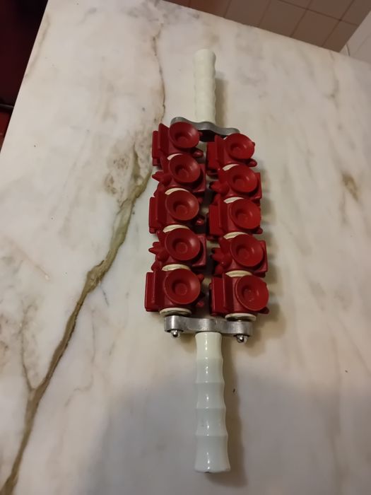 Rolo de Massagem com Ventosas Vintage