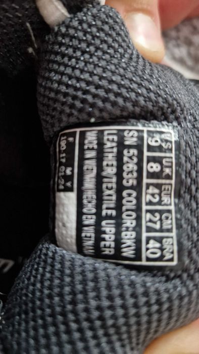 Meskie sneakersy Skechers rozm. 42