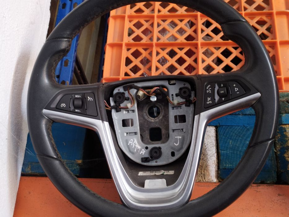 Volante em pele Opel Astra j