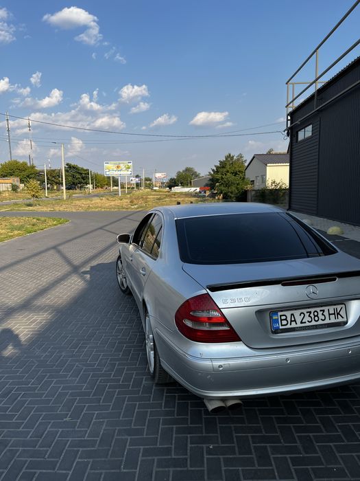 Mercedes-Benz E350 4MATIC (W211), 3.5 бензин