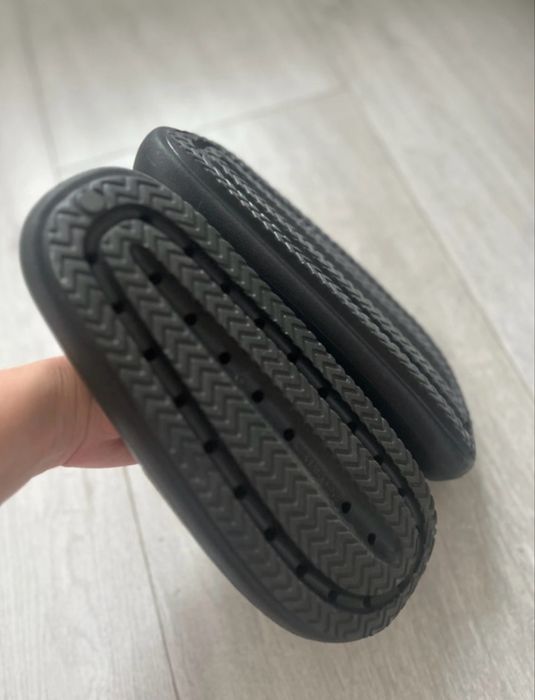 Sliczne klapki glamour Primark blyszczace roz 39