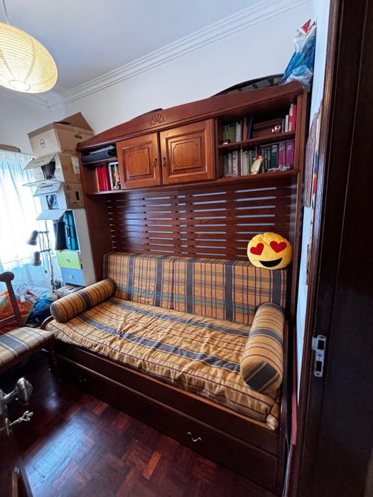 Conjunto de Mobiliário de Estúdio com Cama Retrátil e Arrumação