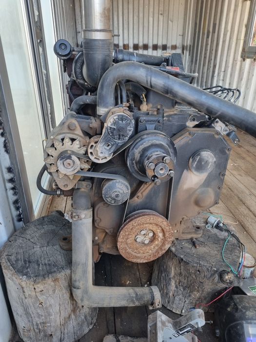 Motores industriais Deutz e Cummins.