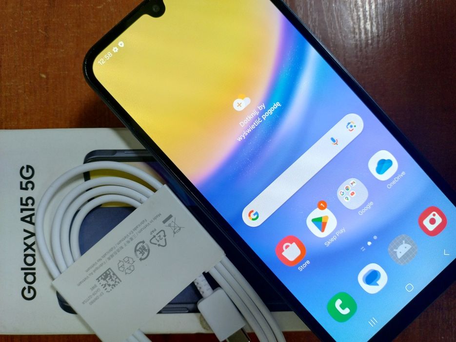 (205/26)telefon Samsung Galaxy A15 5G  4/128GB