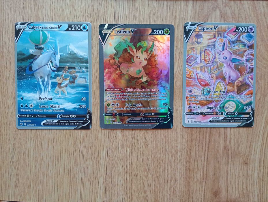 Cartas Pokémon várias