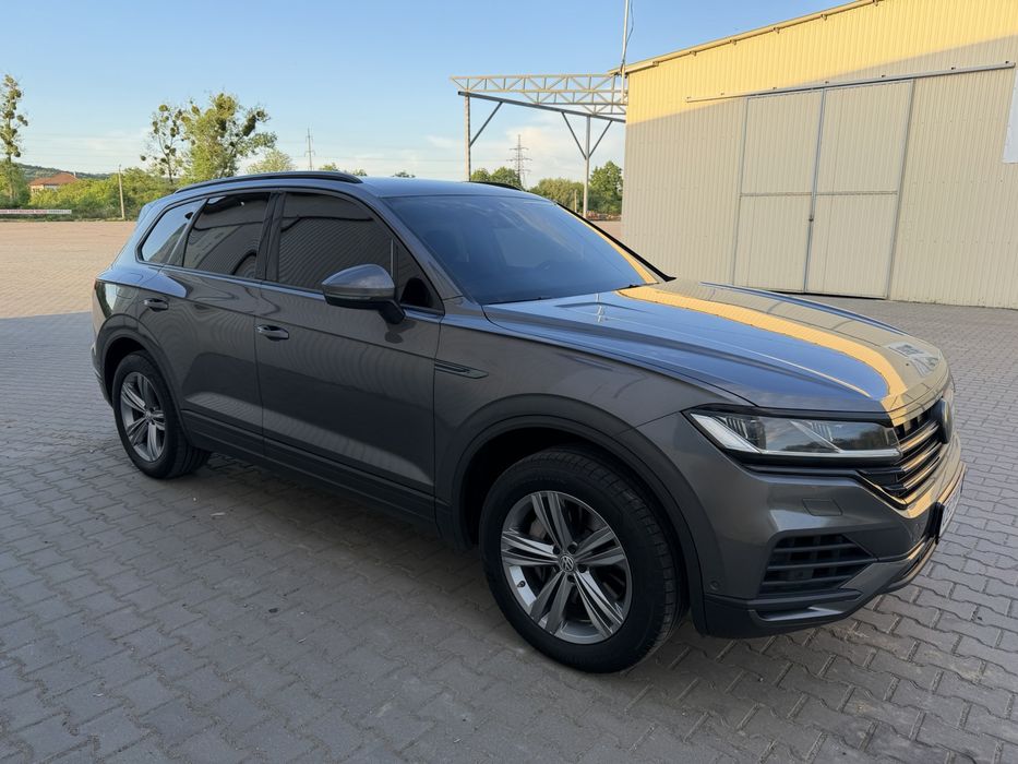 Volkswagen VW Touareg CR 3.0TFSI рік 2018