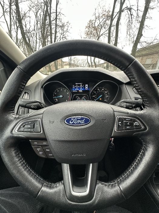 Ford  Focus 2017