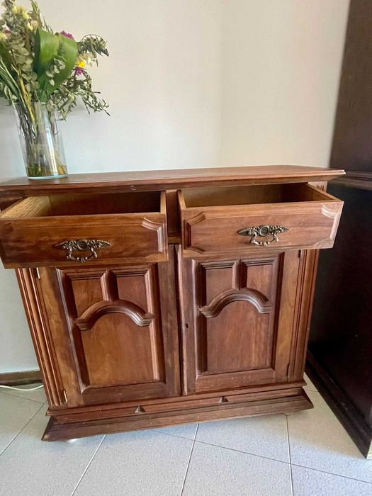 Conjunto de Sala de Jantar Clássico em Madeira – Completo (935 278 143)