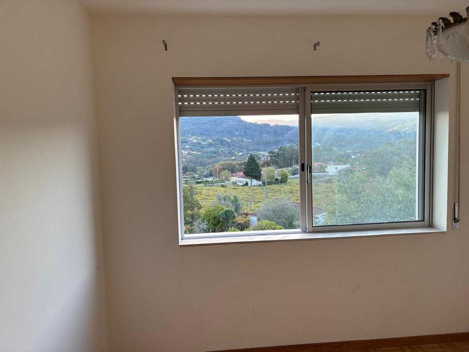 Apartamento t4 com terraço