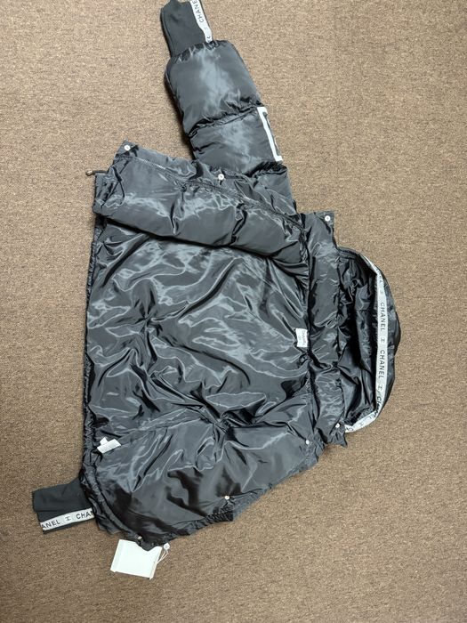 Жіноча пухова куртка CHANEL з капюшоном L/XL