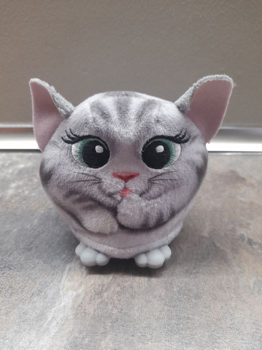 Interaktywna maskotka kotek