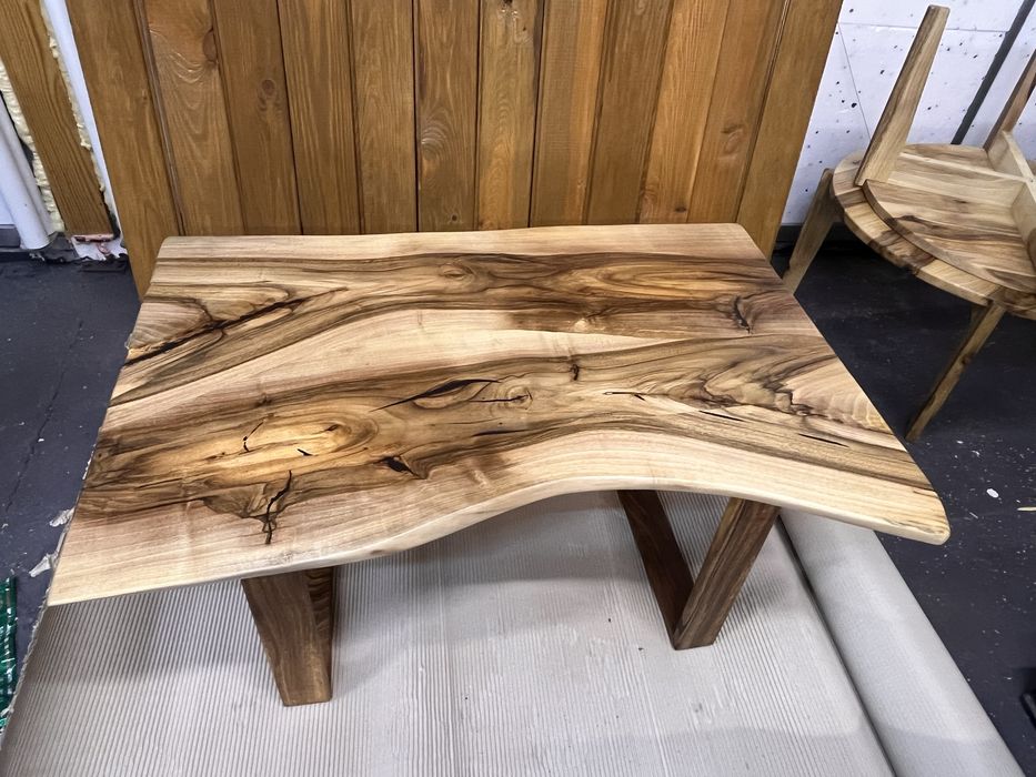 Stoliki kawowe orzech włoski