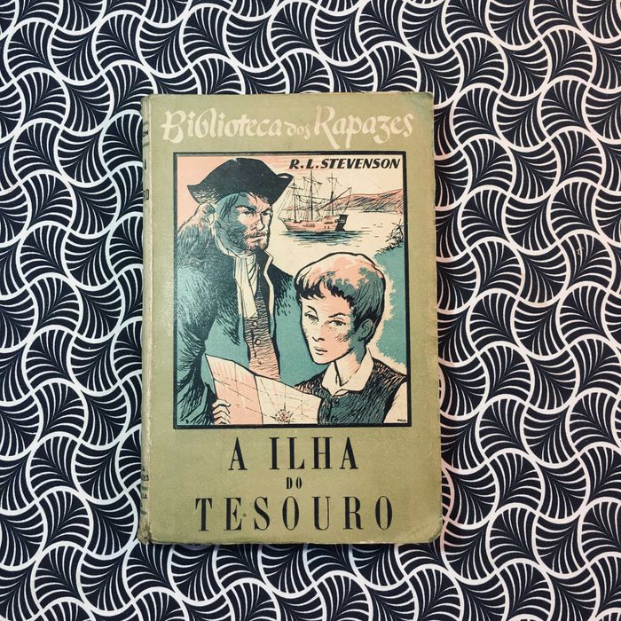 Biblioteca dos Rapazes: A Ilha do Tesouro - R. L. Stevenson