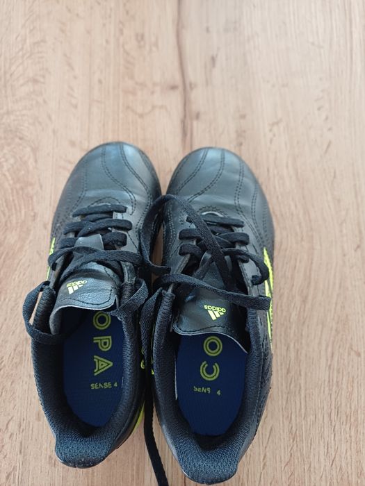Buty adidas turfy dziecięce 30