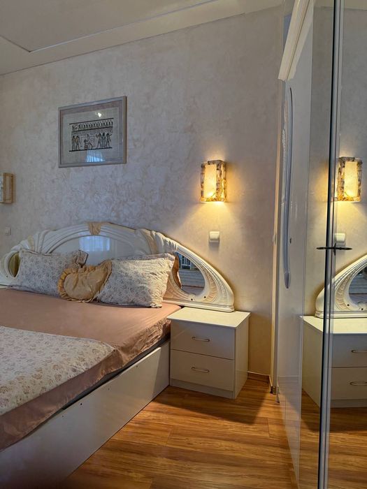 Квартира погодинно, подобово Мост сіті джакузі Генератор