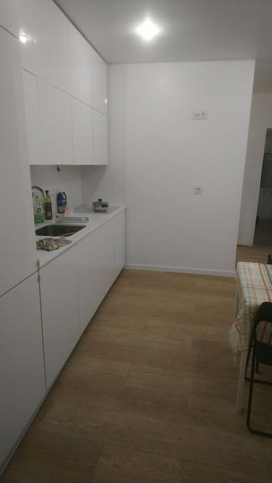 Quarto de estudante ao pé do IST, metro de Arroios e Olaias