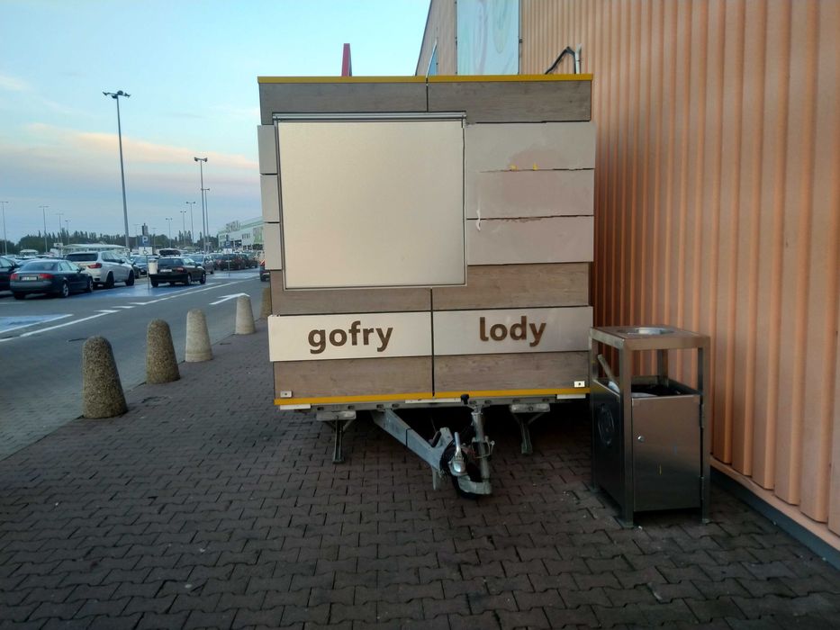 Przyczepa Gastronomiczna na lody świderki gofry