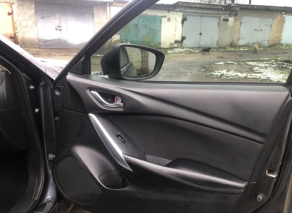 Продам авто мазда 6 газ/бенз