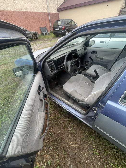 Продам Ford Sierra/Scorpio ціна за два автомобіля)