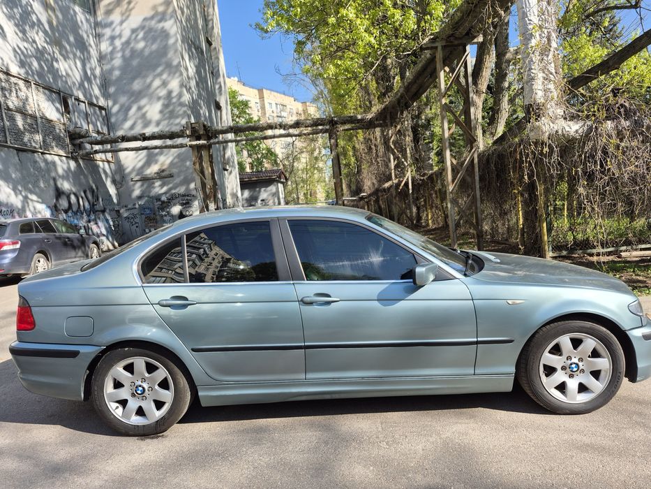 Продам БМВ е46 2002 год