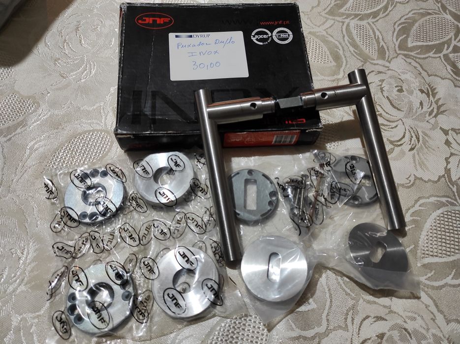 Puxadores porta/ fecho alavanca/ corrediças NOVOS