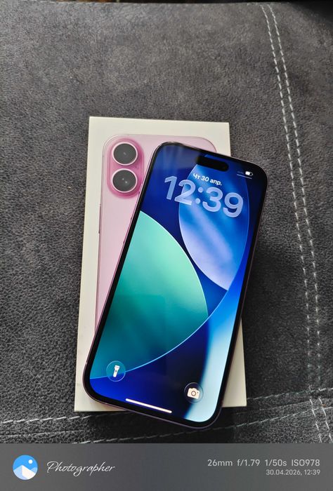 iPhone 16 pink 128gb