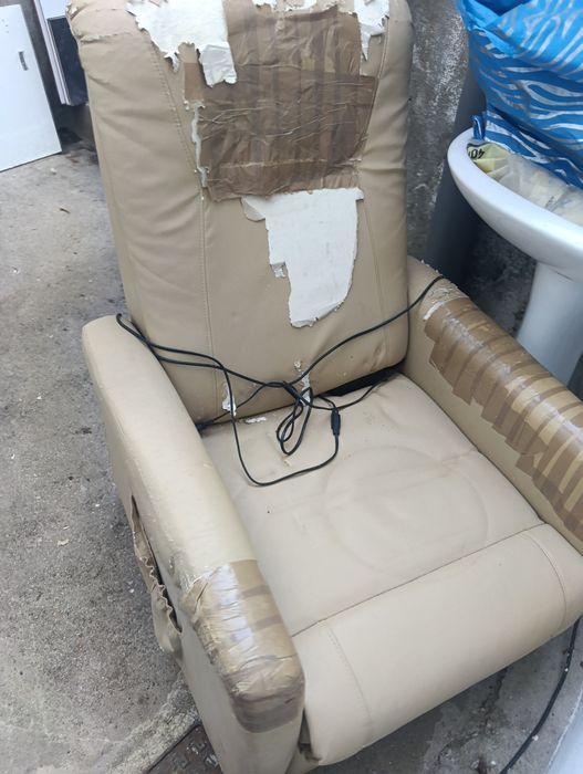 Sofá articulado com comando