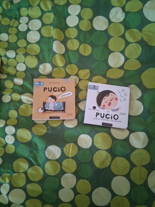 Pucio zestaw 4 ksiazek plus 2 male
