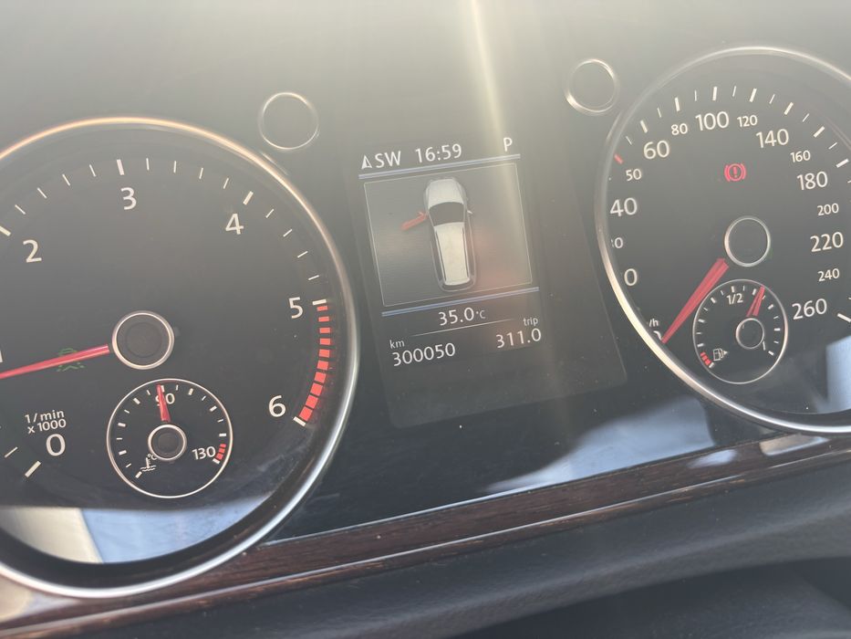 Sprzedan vw passat b7 kombi 2.0 tdi 140Km DSG