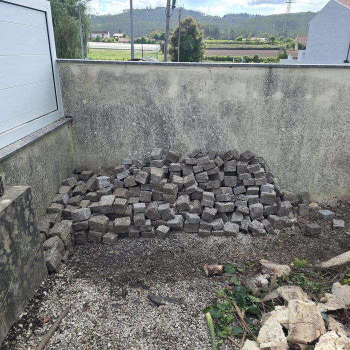 Paralelos pedra 2m2