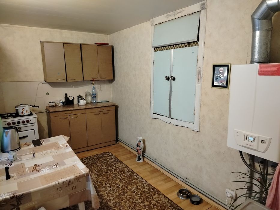 Продам 1/2дома с отдельным входом 2гаража р-н ул.Алтайская