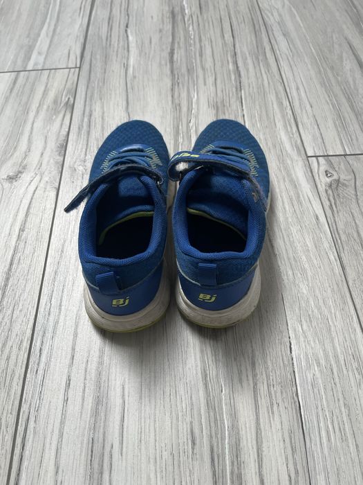 Buty sportowe Bejo w rozmiarze 33
