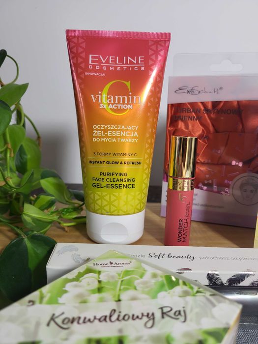 Zestaw kosmetyki nowe prezent dla niej NOWE akcesoria masksheet