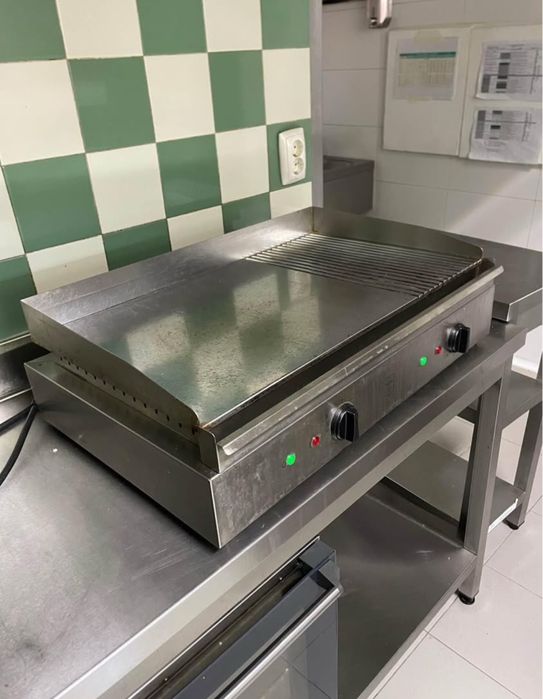 Placa eléctrica para grelhar METRO Profissional