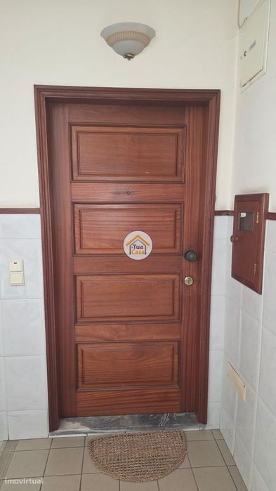 Apartamento T1 com Garagem Fechada e Arrumos | Vergada, Mozelos