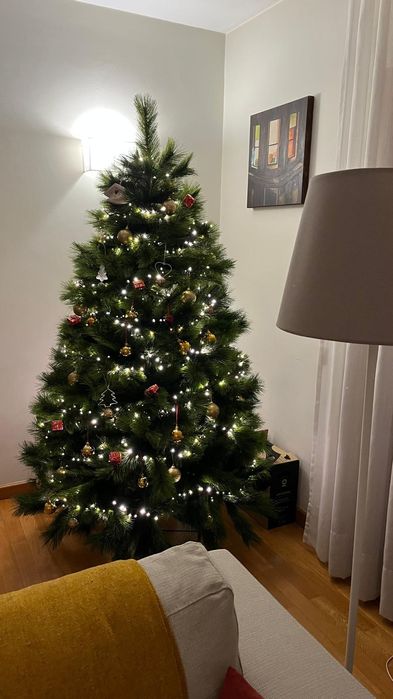 Árvore de Natal com 1,80 altura