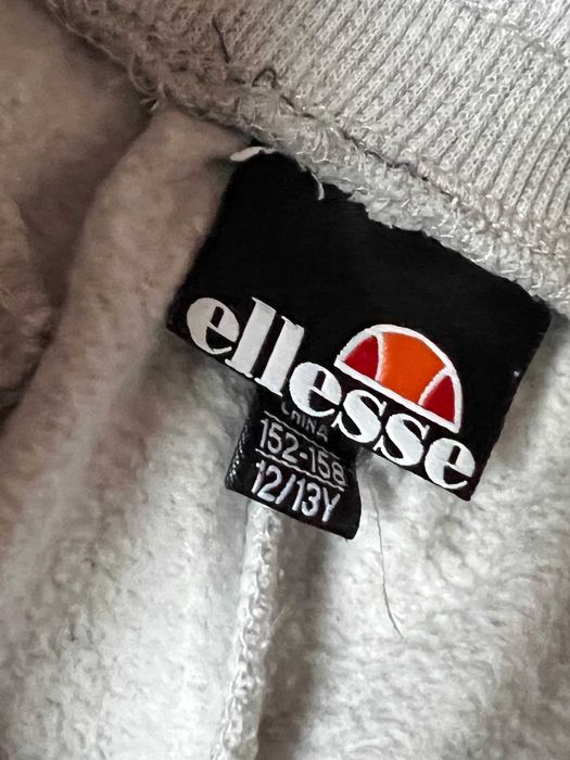 Спортивні штани Ellesse на 12-13 років