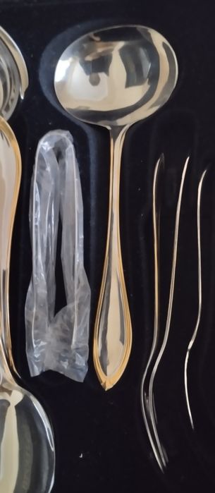 Столовий набір на 12персон