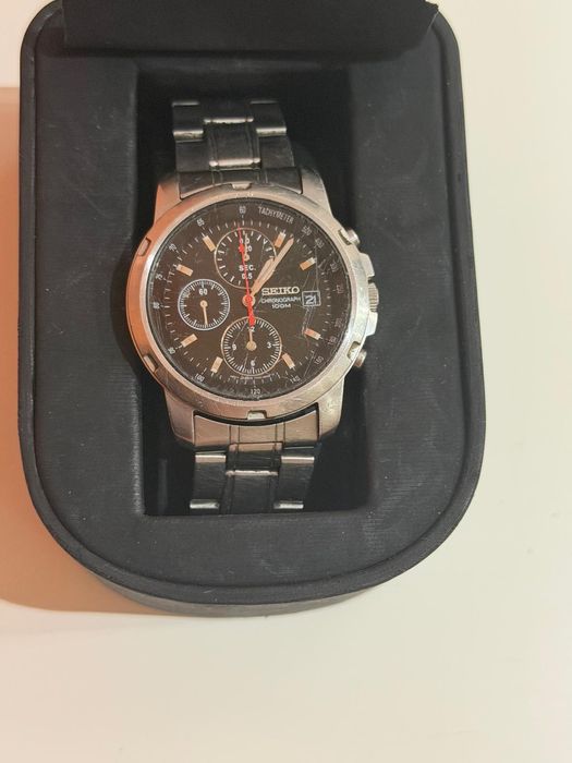 Zegarek Seiko srebrny