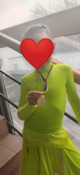 Продам бальне плаття б/в,600грн