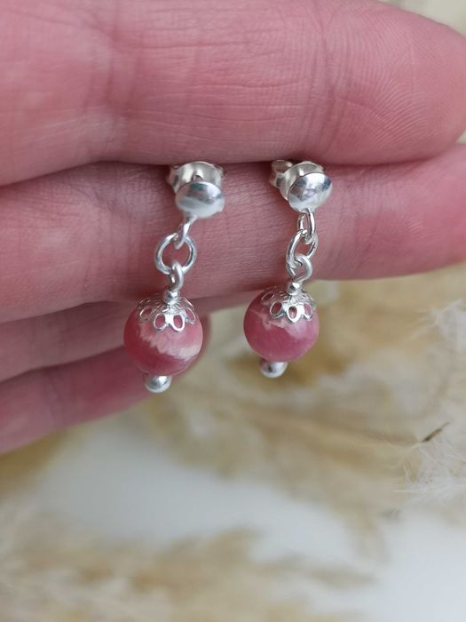 kolczyki z kamieniem rodochrozytem