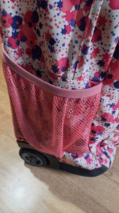 Plecak szkolny na kółkach