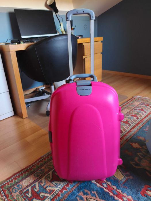 mala de viagem e necessaire marca benetton