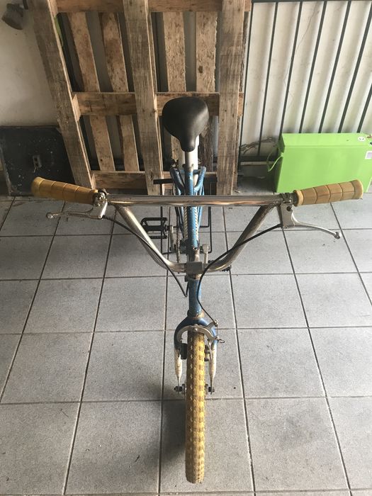 Bicicleta BMX roda 20