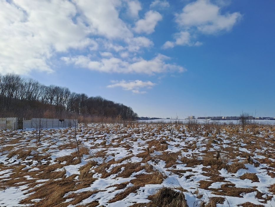 Ексклюзив! Без комісії для покупця! Продаж ділянки поблизу Тернополя.