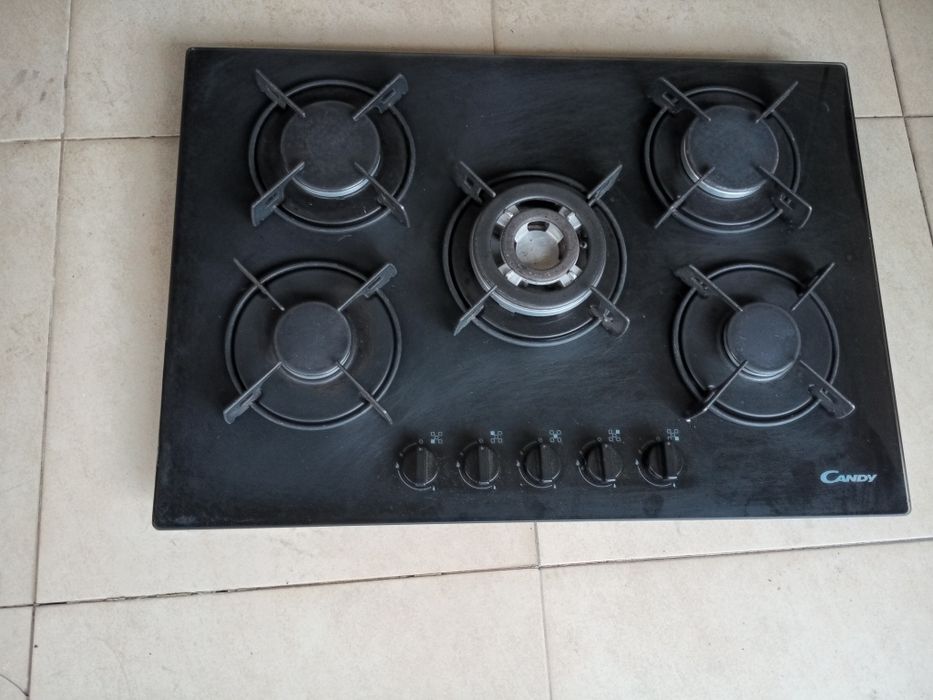 Vendo placa a gás usada marca candy usada em vidro em muito bom estado