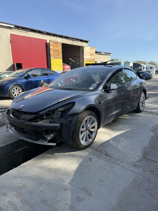Розборка Tesla Model 3 рестайл