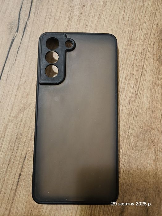 Чохол Samsung s22 б/у  і Samsung s21 plus новий